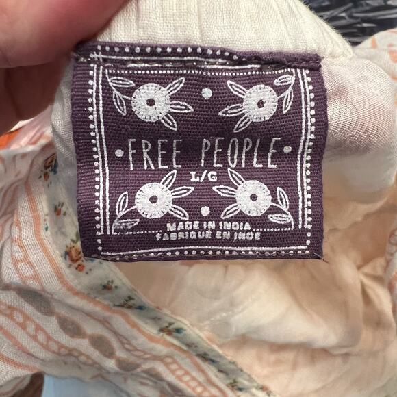 New Free People Sleeveless Boho Festival Top Beaded Size Large - Picture 7 of 11